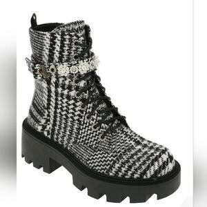 NEW Betsey Johnson Heather Houndstooth Lug Sole Combat Boot Size 6